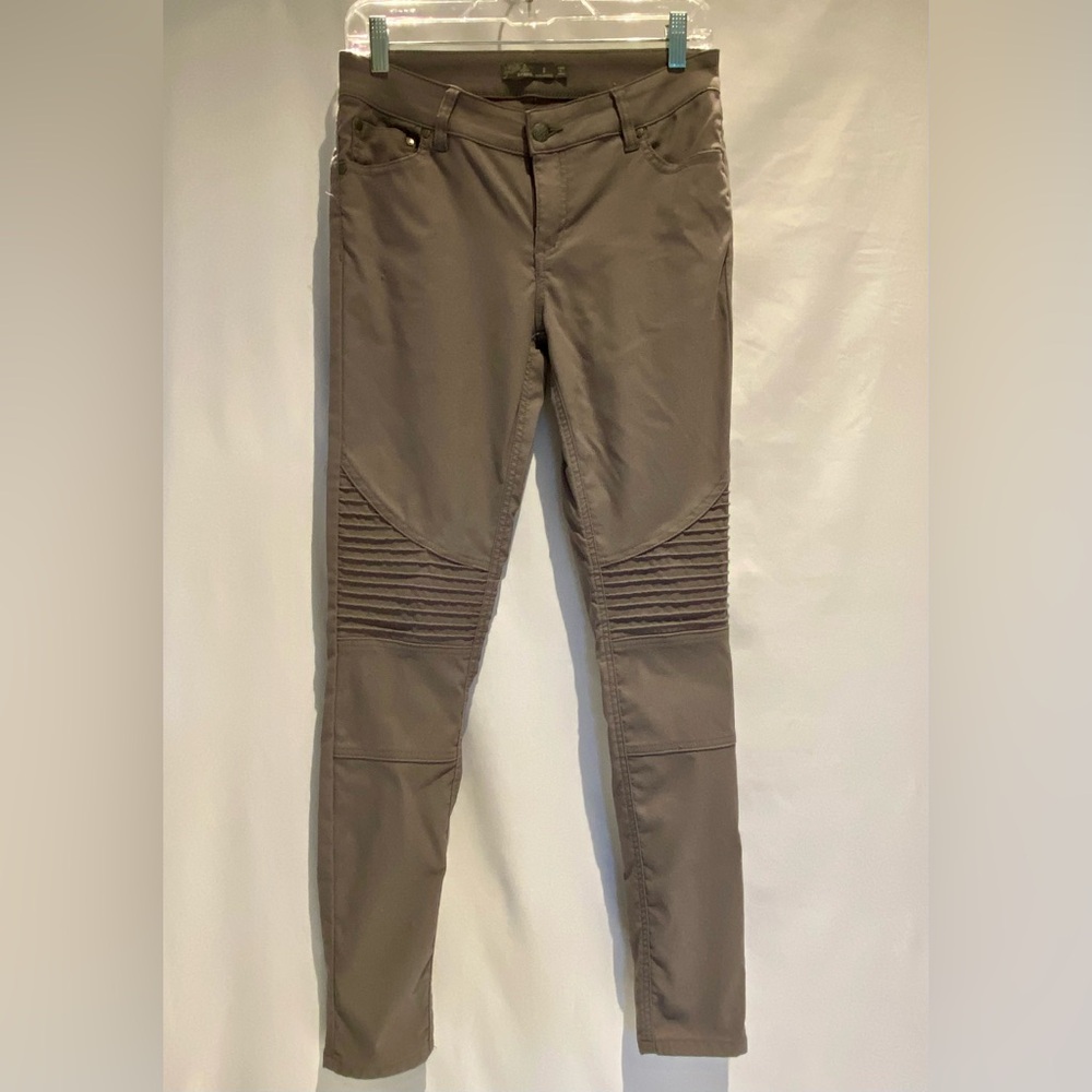 Prana Brenna Slim Moto-Panel Skinny Pants, Gray, size 8 - Picture 2 of 9